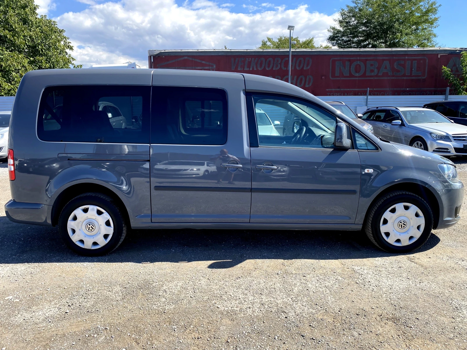 VW Caddy 2.0i Maxi 6+ 1м. CNG, снимка 5 - Автомобили и джипове - 56096616