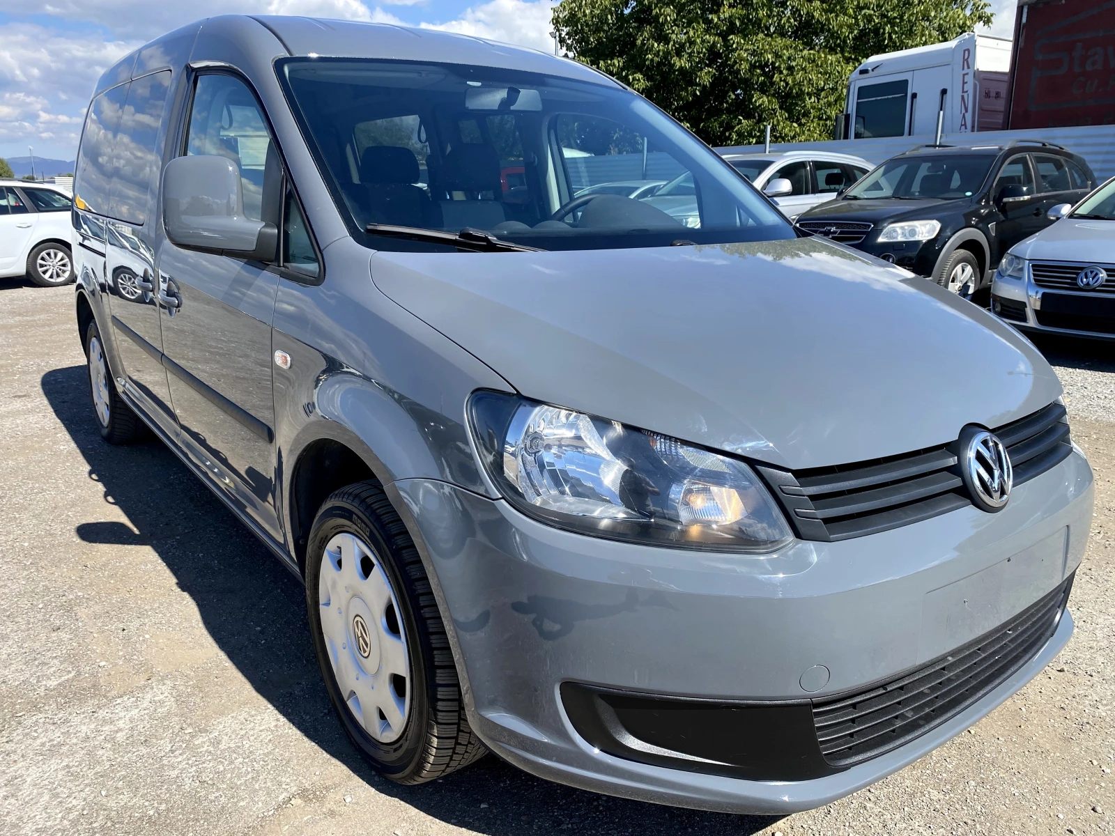VW Caddy 2.0i Maxi 6+ 1м. CNG, снимка 6 - Автомобили и джипове - 56096616