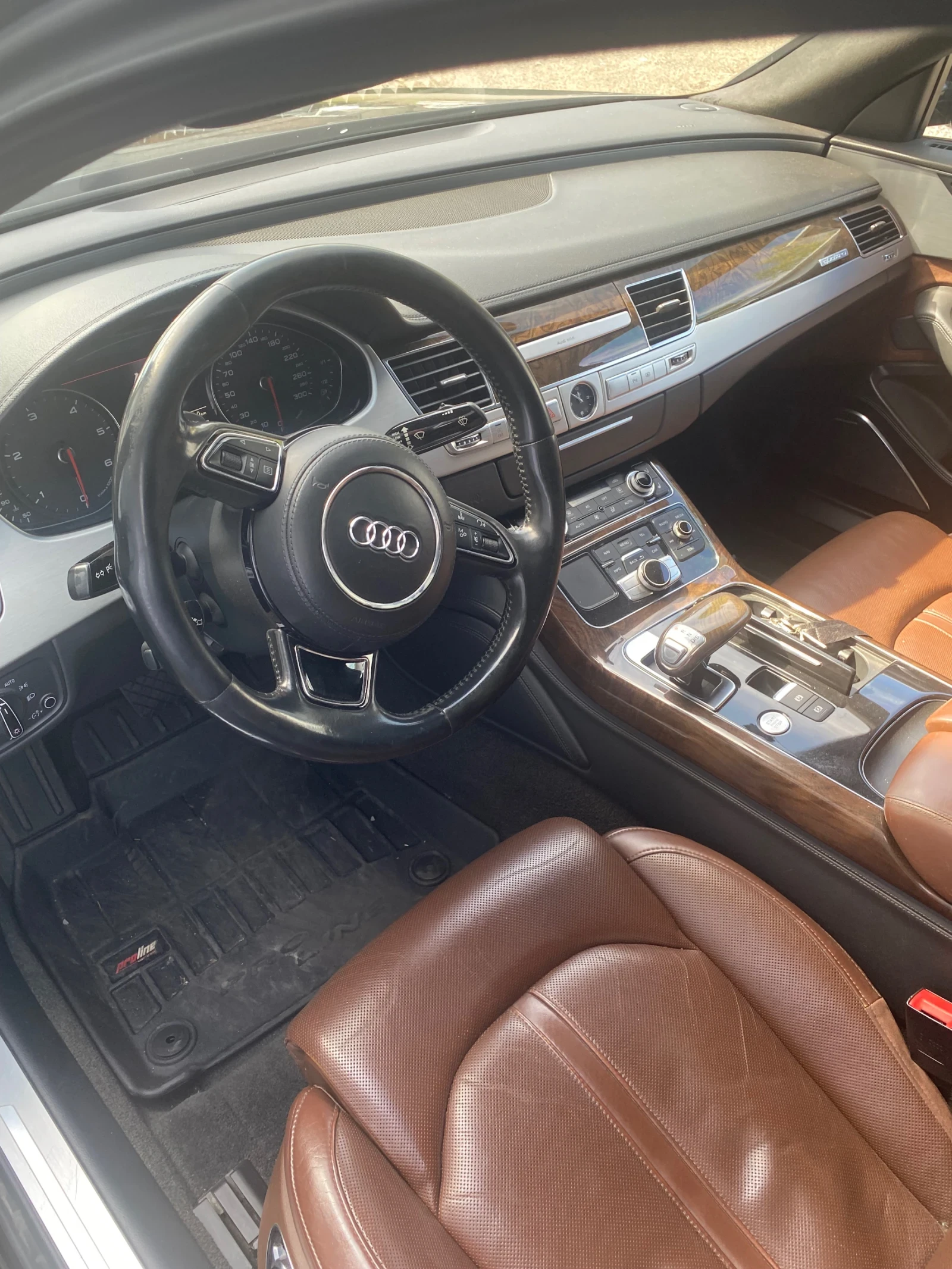 Audi A8, снимка 5 - Автомобили и джипове - 56424844