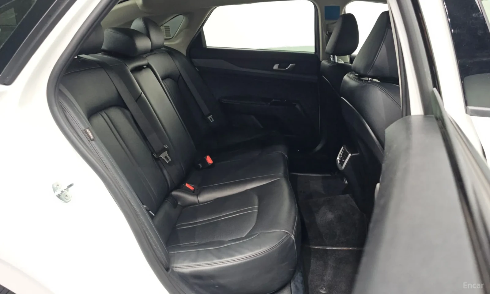 Kia K5 Facelift\Обдухване\Подгрев, снимка 11 - Автомобили и джипове - 56326813
