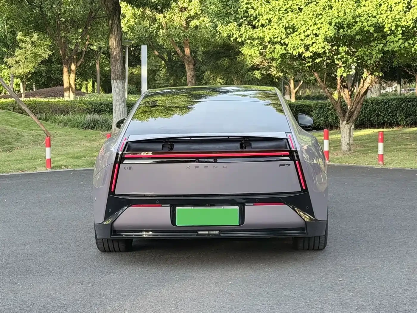 Xpeng P7 702km Long Range Edition* ПАНОРАМА* КРАЙНА ЦЕНА, снимка 5 - Автомобили и джипове - 56663377