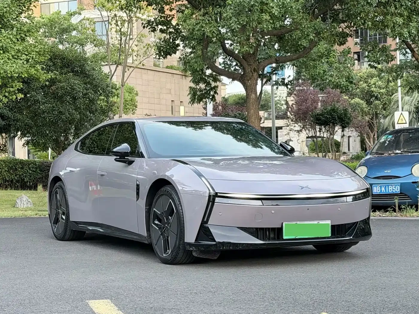 Xpeng P7 702km Long Range Edition* ПАНОРАМА* КРАЙНА ЦЕНА, снимка 3 - Автомобили и джипове - 56663377
