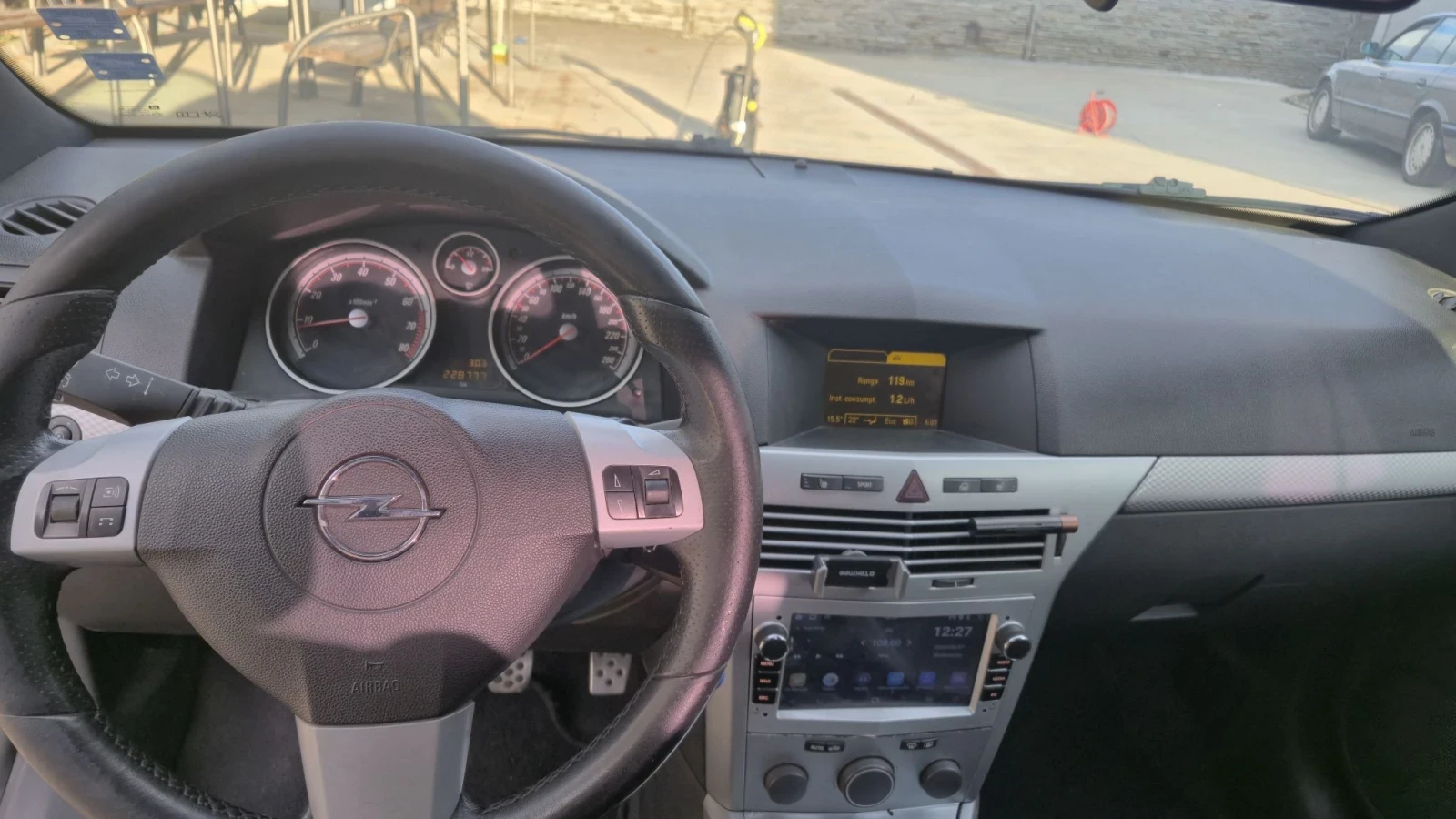 Opel Astra 2.0Turbo GTC, снимка 6 - Автомобили и джипове - 56676726