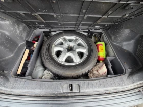 Hyundai Tucson 2.0 CRDI, снимка 14
