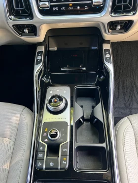 Kia Sorento Hybrid 6+ 1 4WD - 62000 лв. - 58988340 9