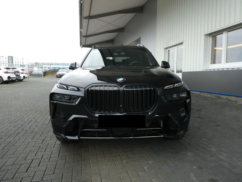 BMW X7 40i/xDrive/FACELIFT/MSPORT/SOFT CLOSE/HEAD UP/PANO, снимка 2 - Автомобили и джипове - 49463590