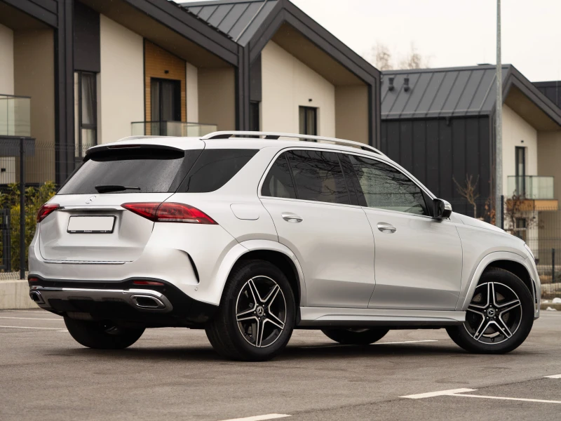 Mercedes-Benz GLE 400 d 2г.гар./AMG/4M/9G/Burm/360/Pano/Distronic, снимка 3 - Автомобили и джипове - 49589806