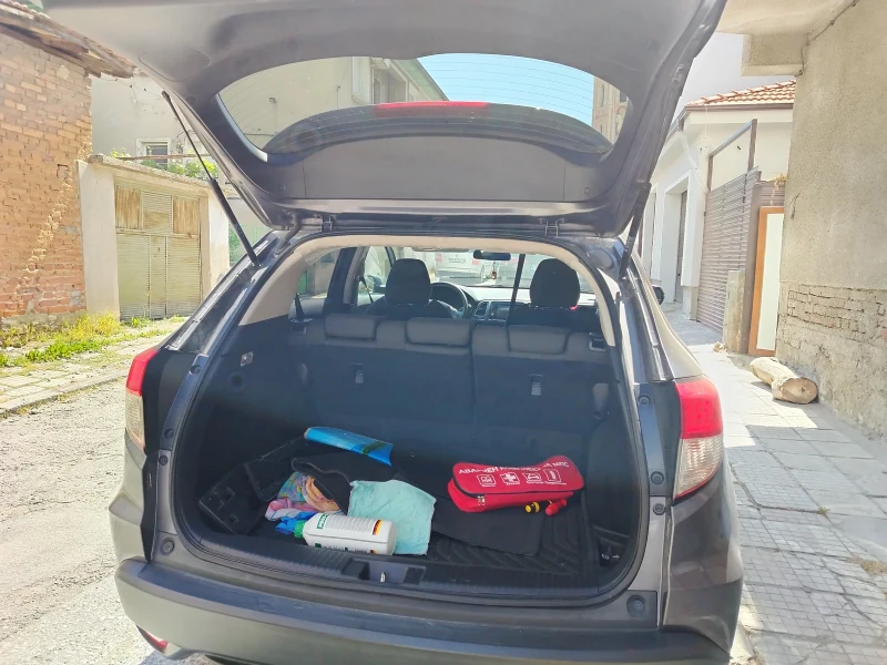 Honda Hr-v 1.8, снимка 4 - Автомобили и джипове - 51002021