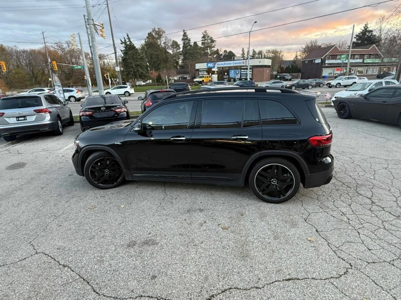 Mercedes-Benz GLB * AMG 35 * CARFAX * ФИНАНСИРАНЕ, снимка 2 - Автомобили и джипове - 53043139