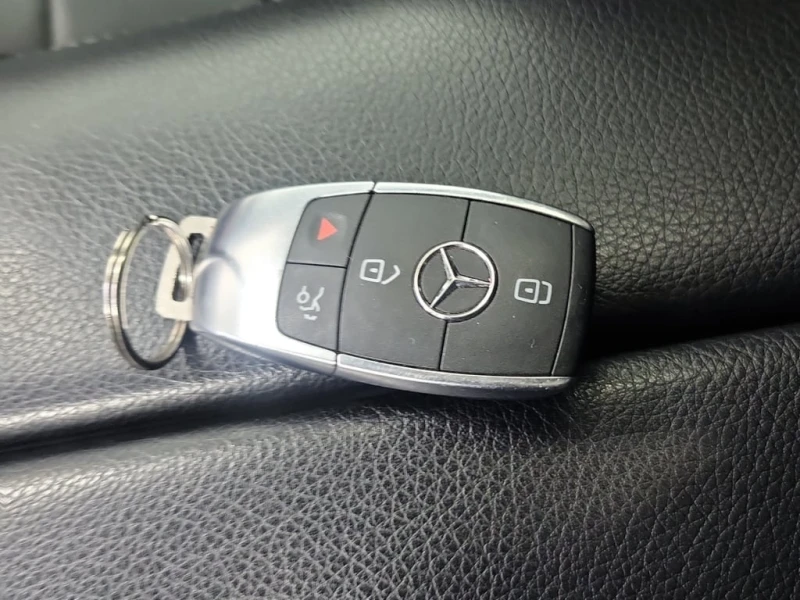 Mercedes-Benz GLE * 350 * CARFAX * БЕЗ ПЪРВОНАЧАЛНА ВНОСКА, снимка 16 - Автомобили и джипове - 53043518