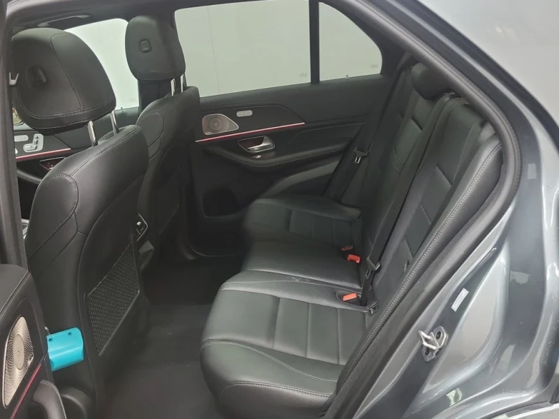 Mercedes-Benz GLE * 350 * CARFAX * БЕЗ ПЪРВОНАЧАЛНА ВНОСКА, снимка 3 - Автомобили и джипове - 53043518