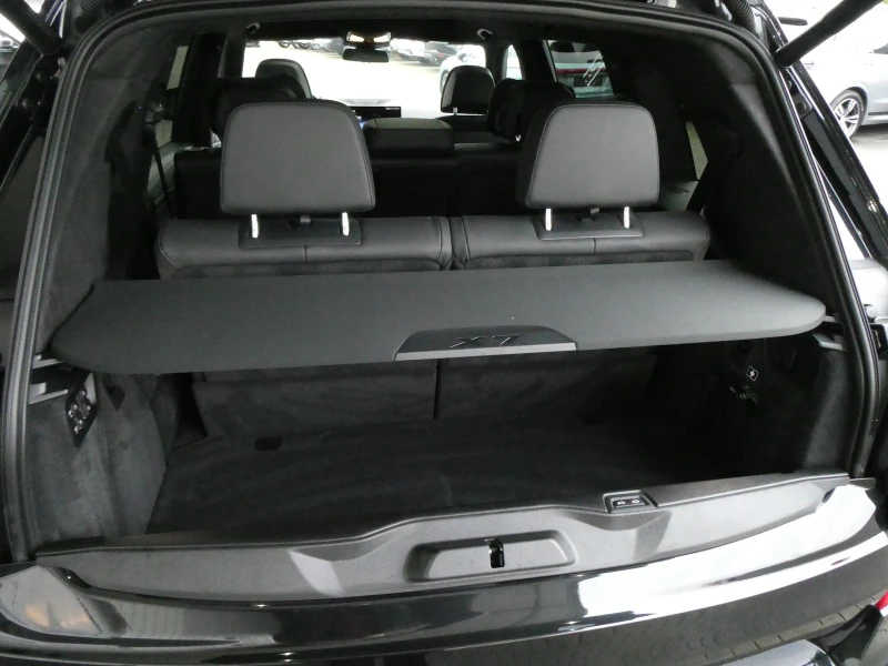 BMW X7 40i/xDrive/FACELIFT/MSPORT/SOFT CLOSE/HEAD UP/PANO - 163980 лв. - 83017210 | Car24.bg