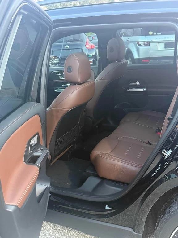 Mercedes-Benz GLB * AMG 35 * CARFAX * ФИНАНСИРАНЕ - изображение 10