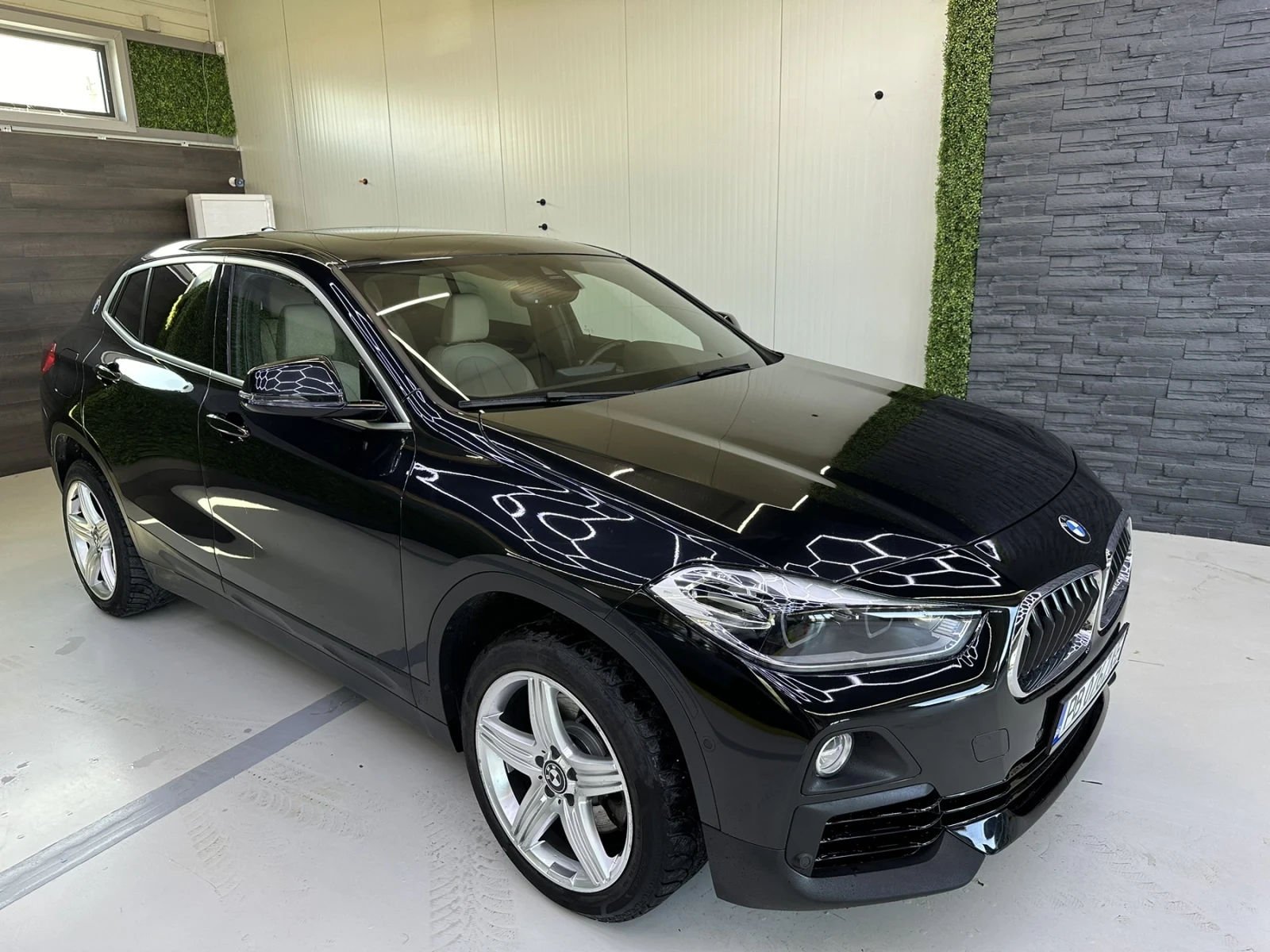 BMW X2 xDrive 2.8i - изображение 8