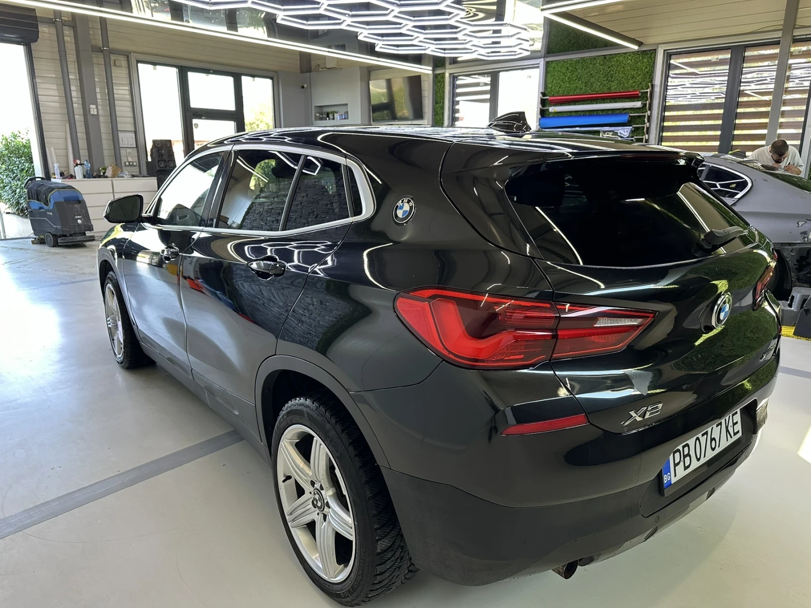 BMW X2 xDrive 2.8i - изображение 6