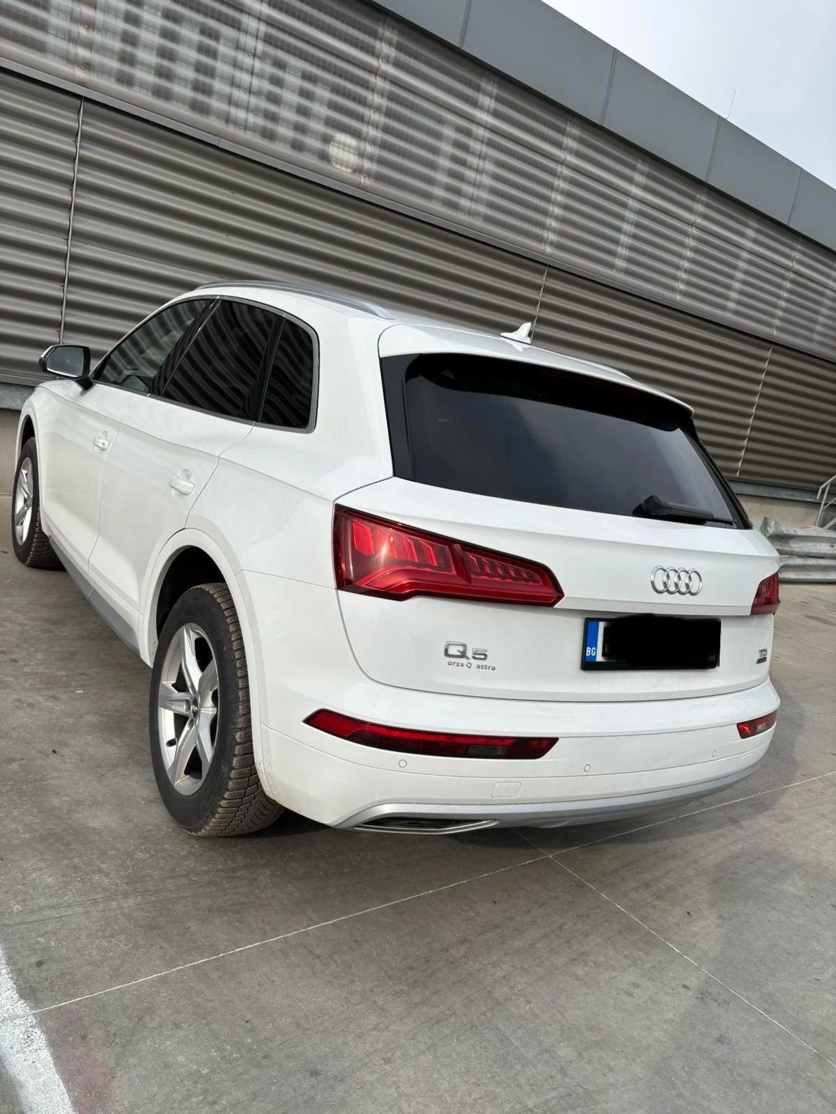 Audi Q5 2.0TDI Quattro - изображение 5