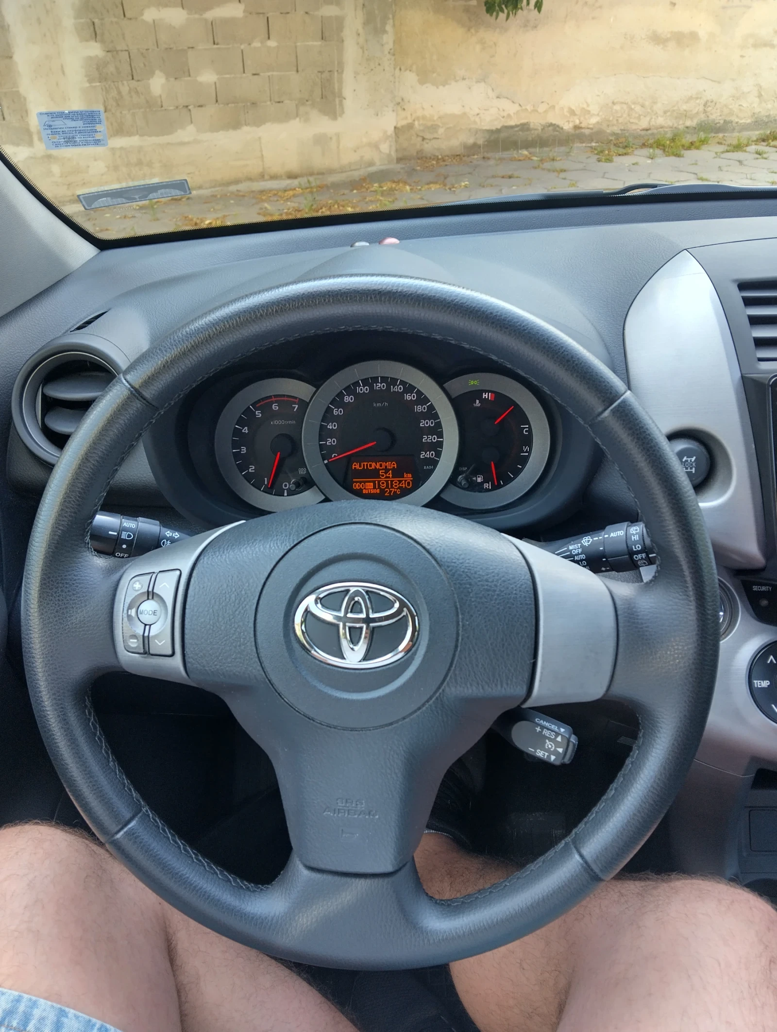 Toyota Rav4  - изображение 9
