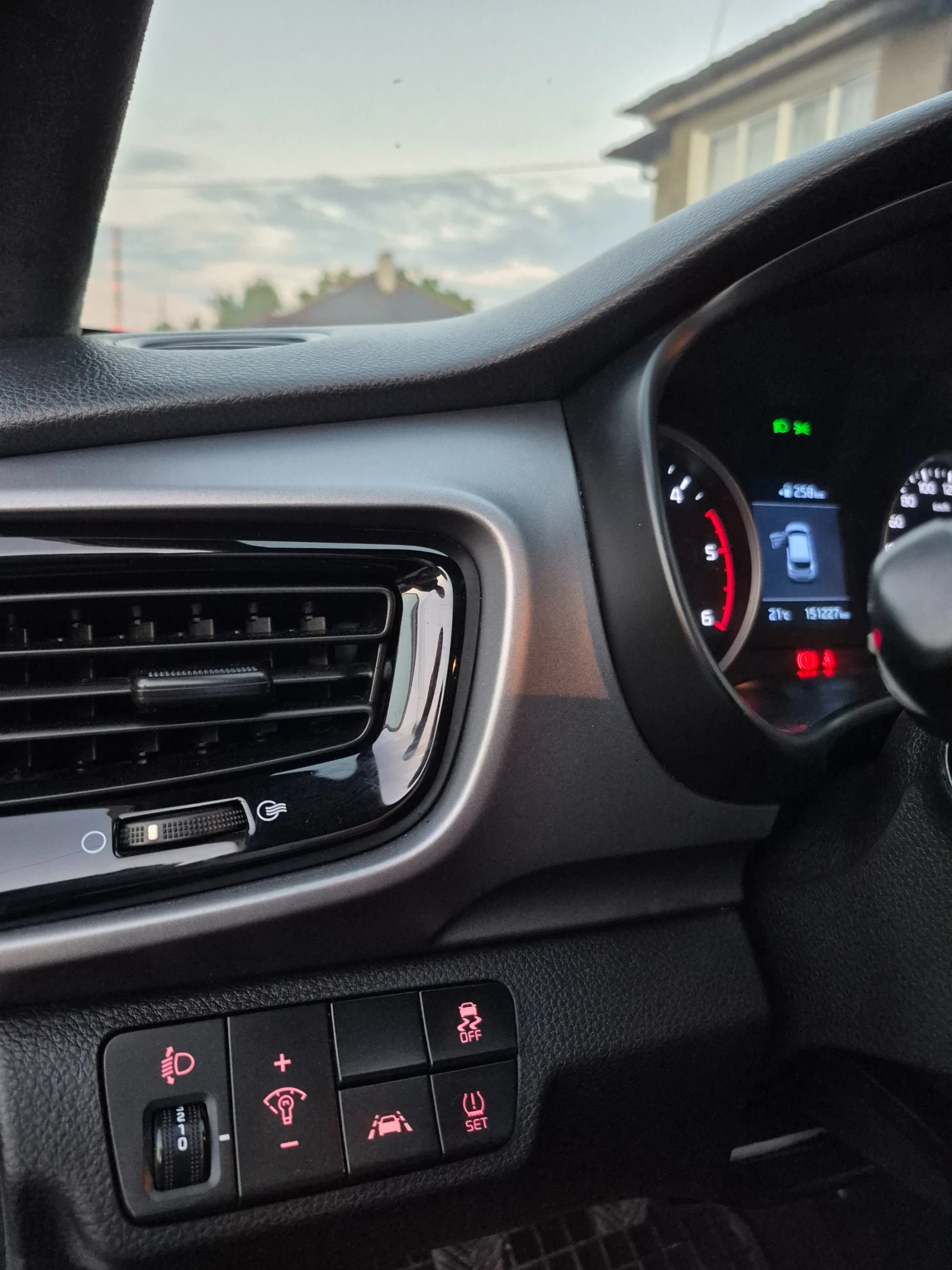 Kia Stonic  - изображение 6
