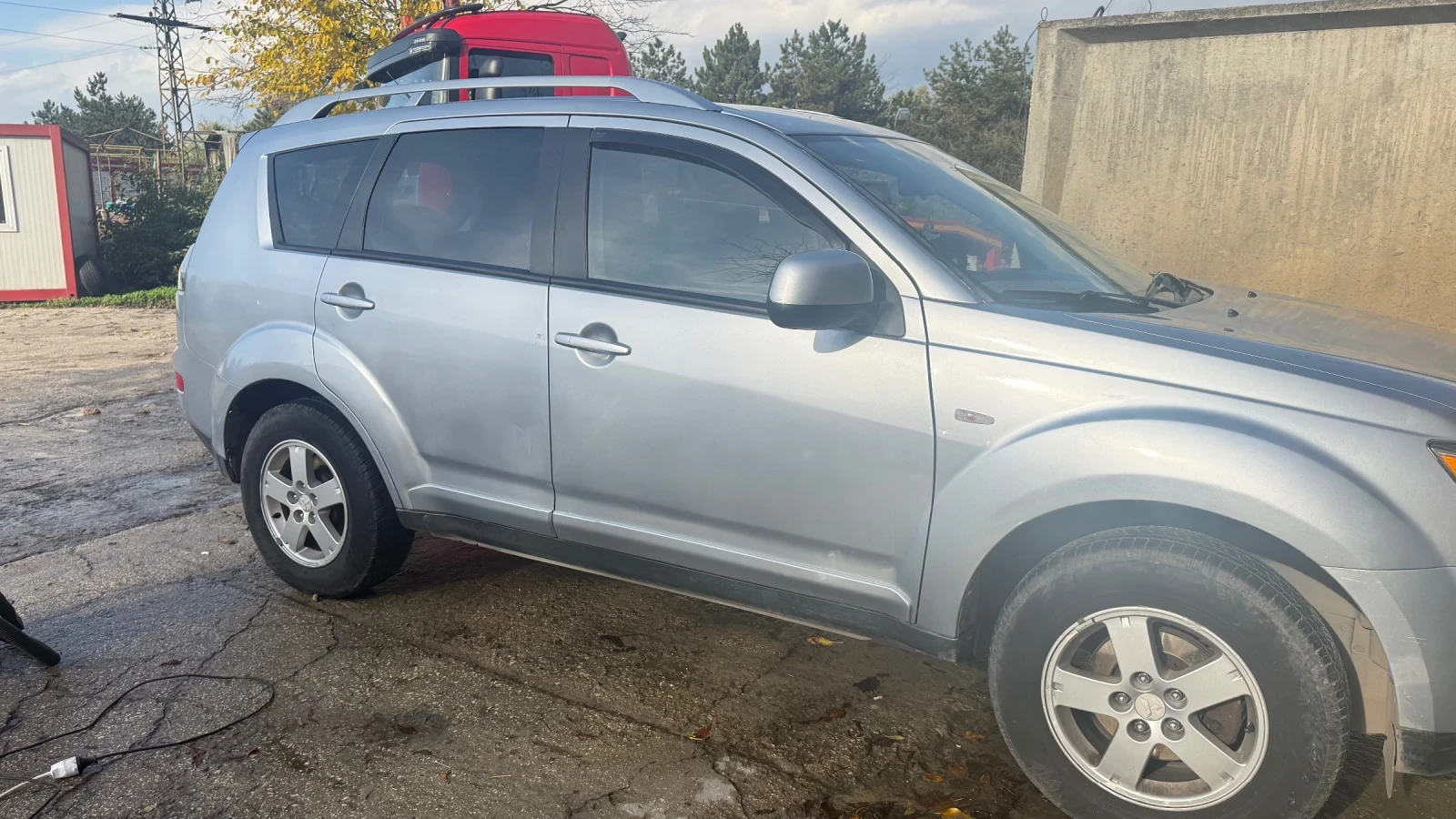 Mitsubishi Outlander 2.0 D-ID - изображение 2