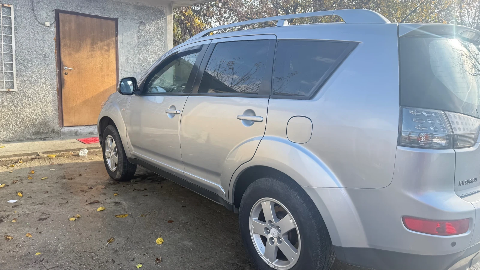 Mitsubishi Outlander 2.0 D-ID - изображение 4