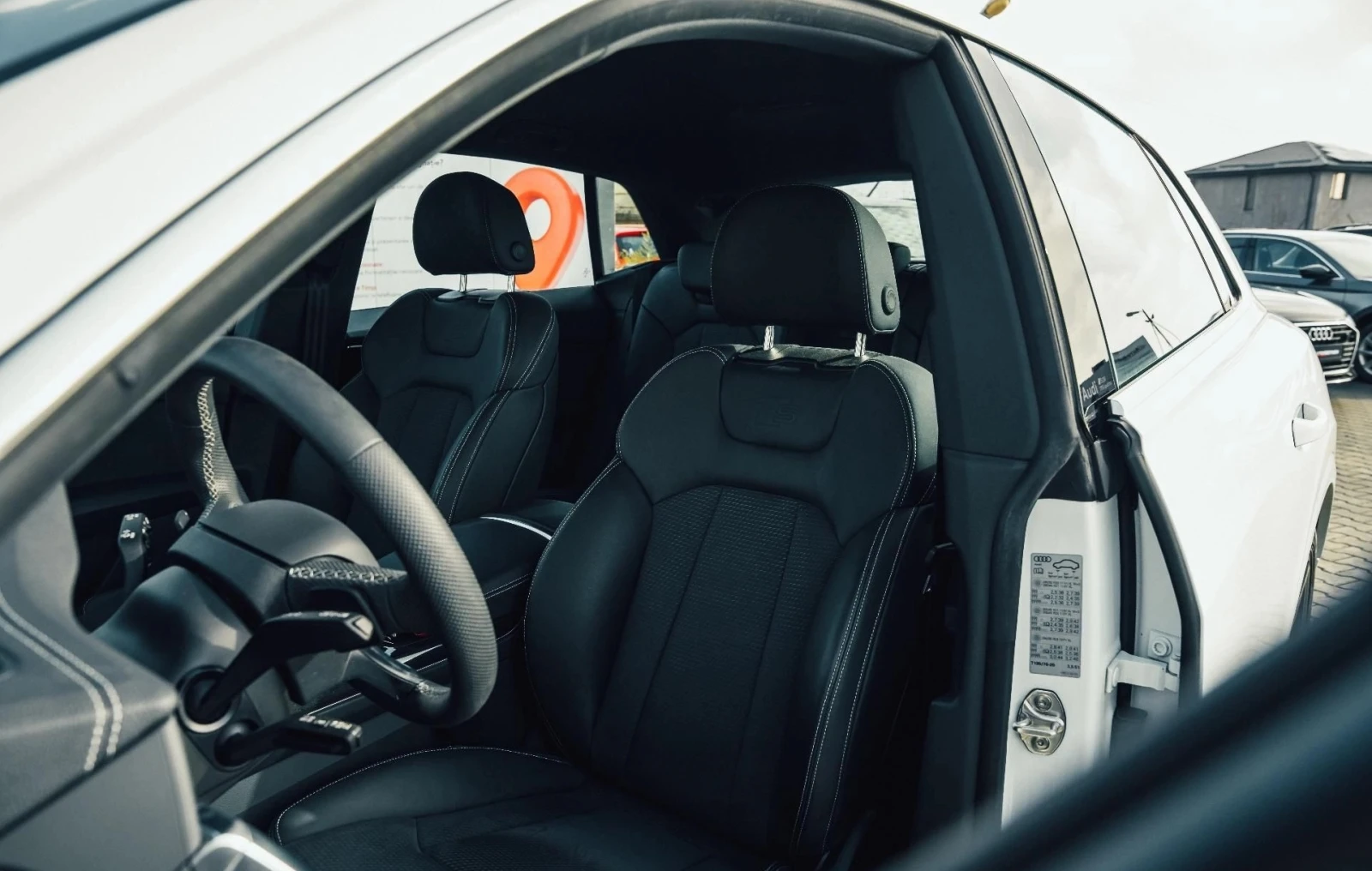 Audi SQ8 4.0TFSI Quattro - изображение 4