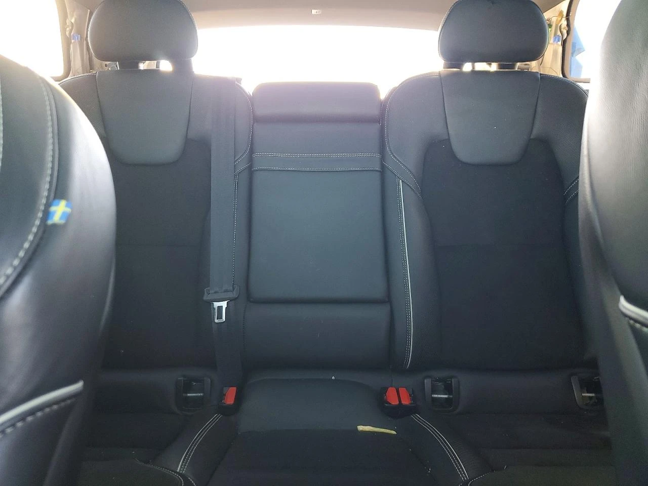 Volvo XC60 T6 R-Design* PANORAMA* ПОДГРЕВ* МЪРТВА ТОЧКА*  - изображение 10