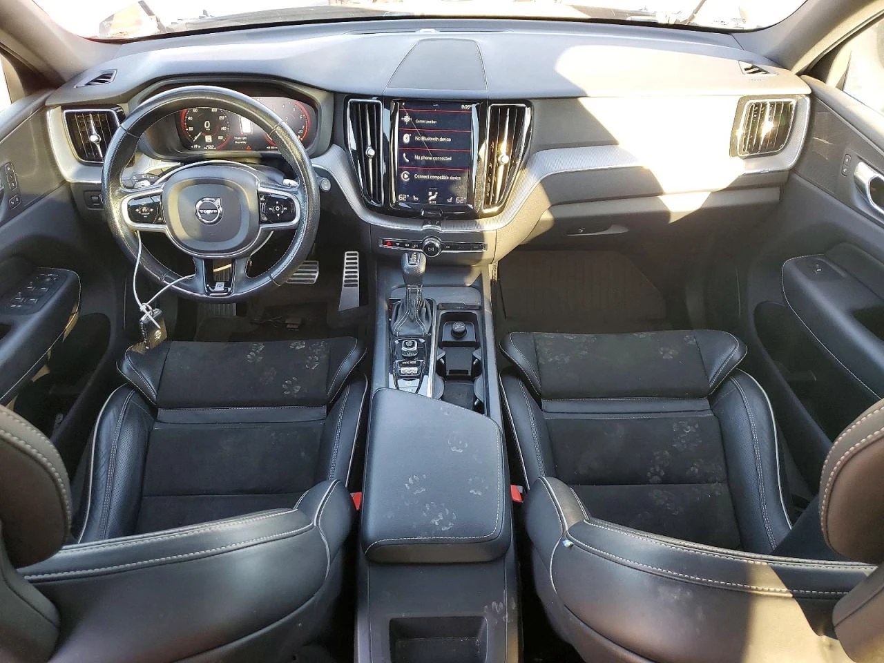 Volvo XC60 T6 R-Design* PANORAMA* ПОДГРЕВ* МЪРТВА ТОЧКА*  - изображение 8