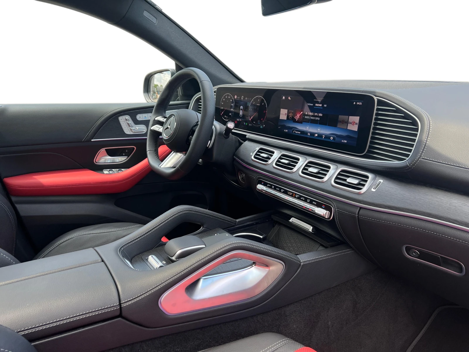 Mercedes-Benz GLE 300 d 4MATIC Coupe, снимка 9 - Автомобили и джипове - 53957997