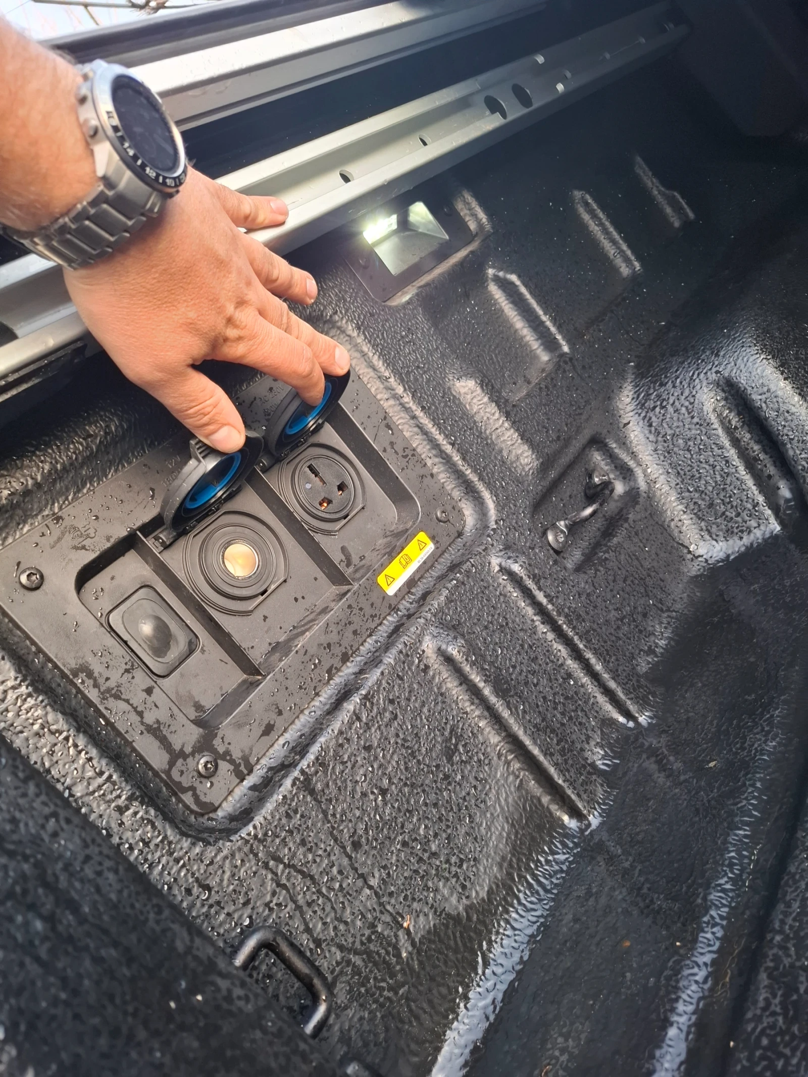 Ford Ranger Wildtrak 2.0d Bi-turbo , снимка 6 - Автомобили и джипове - 54115219