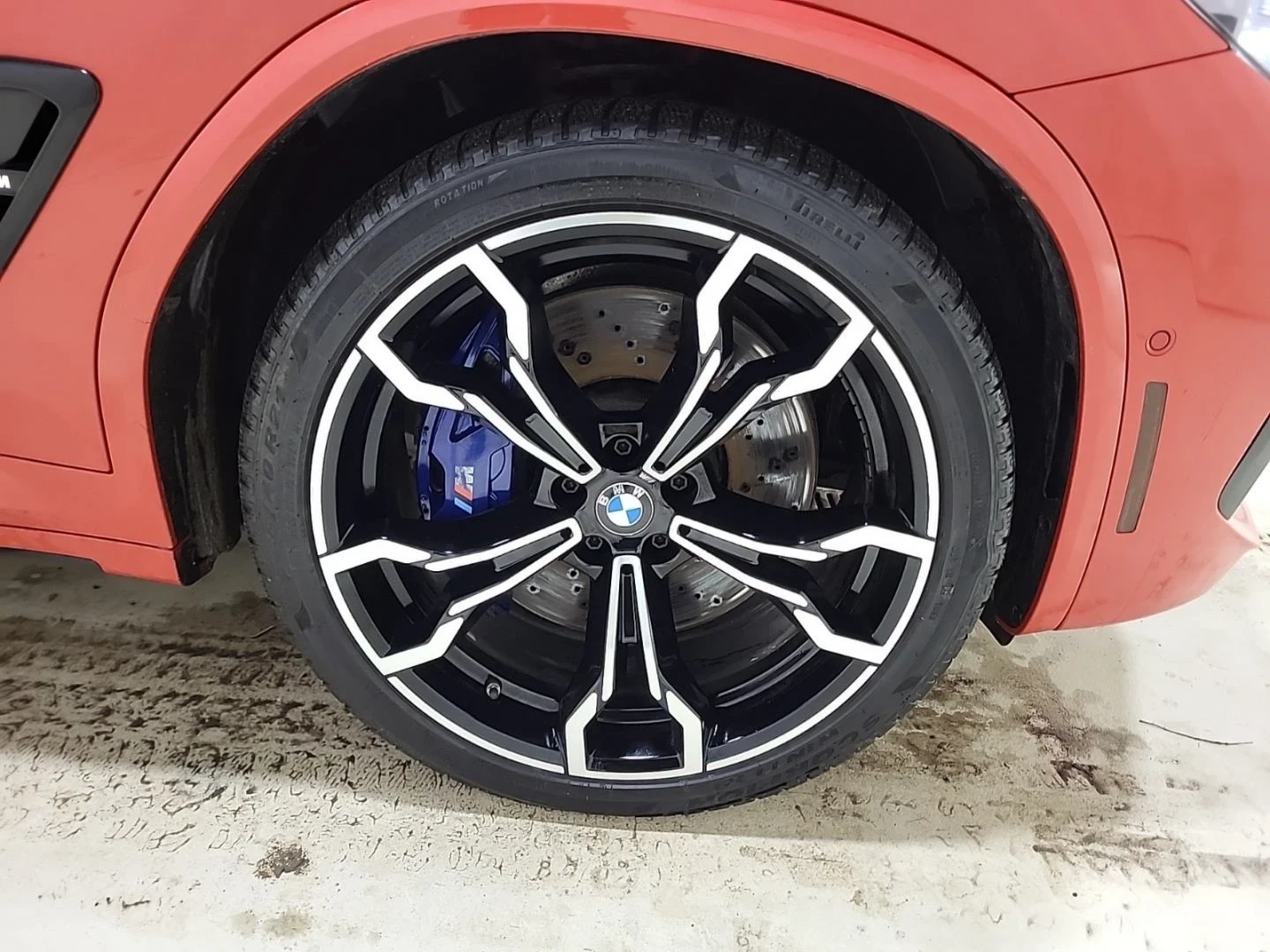 BMW X4 M* 4x4* Pano* 360view* Обдухване* Подгрев* , снимка 7 - Автомобили и джипове - 54630637