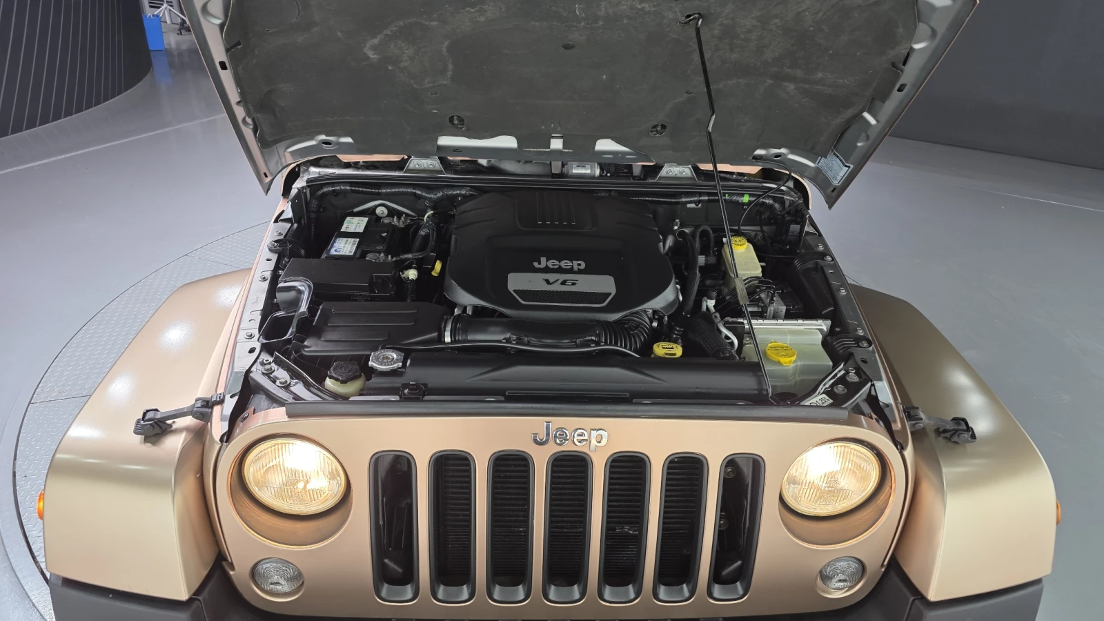 Jeep Wrangler SAHARA* ����� ����* ������ ���� | Mobile.bg � ����������� 6