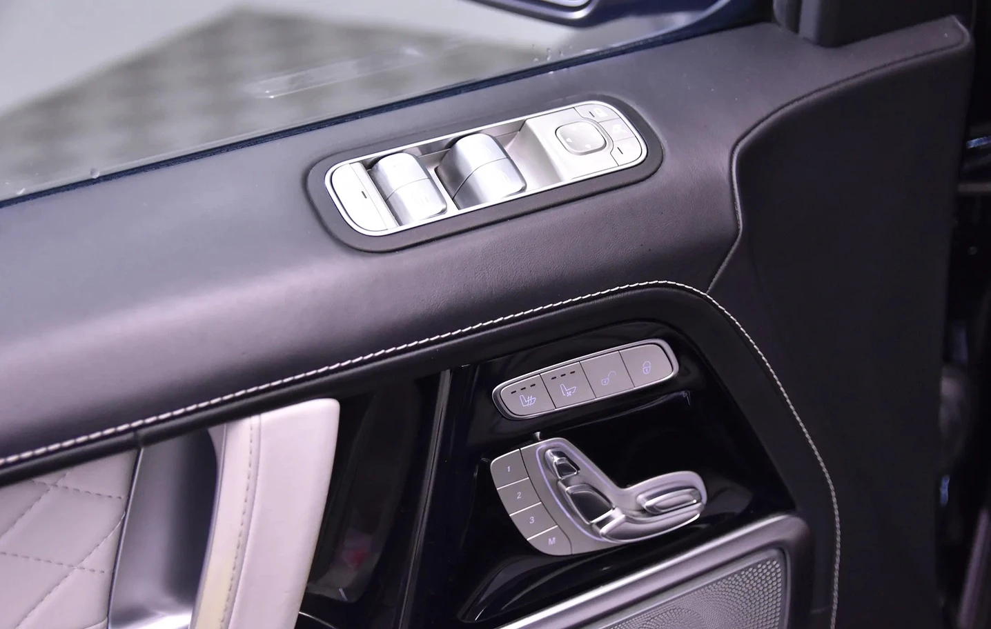 Mercedes-Benz G 63 AMG BRABUS Package , снимка 9 - Автомобили и джипове - 55428712
