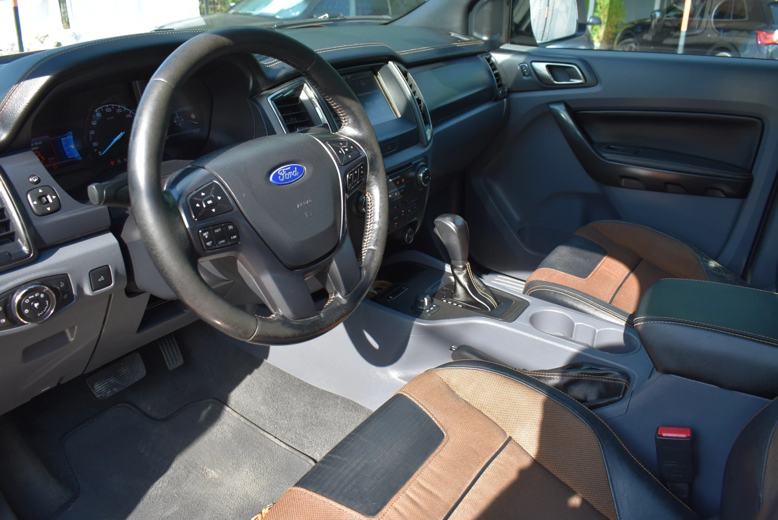 Ford Ranger 3.2TDCI-WILDTRAK-AUTOMAT-LIFT-TOP!!, снимка 9 - Автомобили и джипове - 55547125