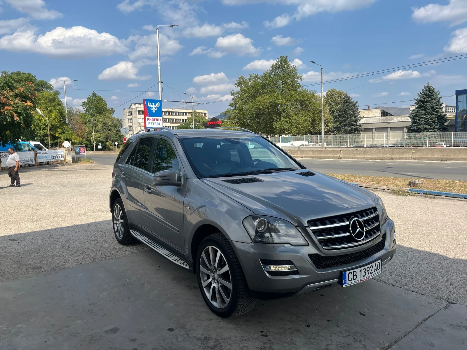 Mercedes-Benz ML 350 Grand Edition, снимка 2 - Автомобили и джипове - 55825208