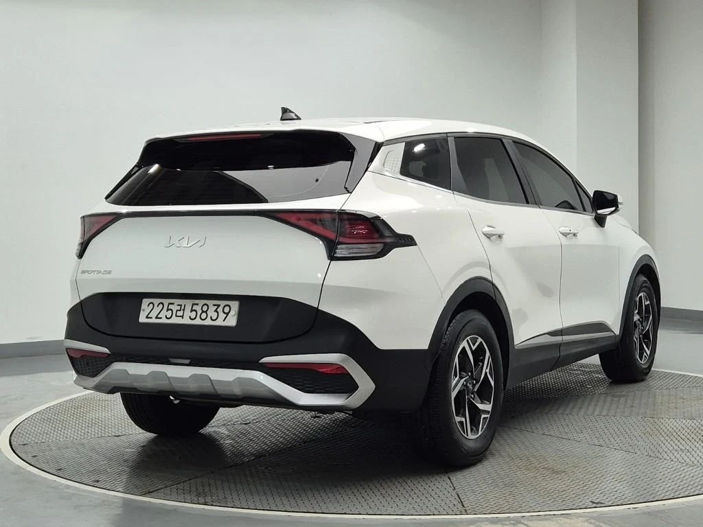 Kia Sportage 1.6T 2wd Trendy, снимка 3 - Автомобили и джипове - 55875200