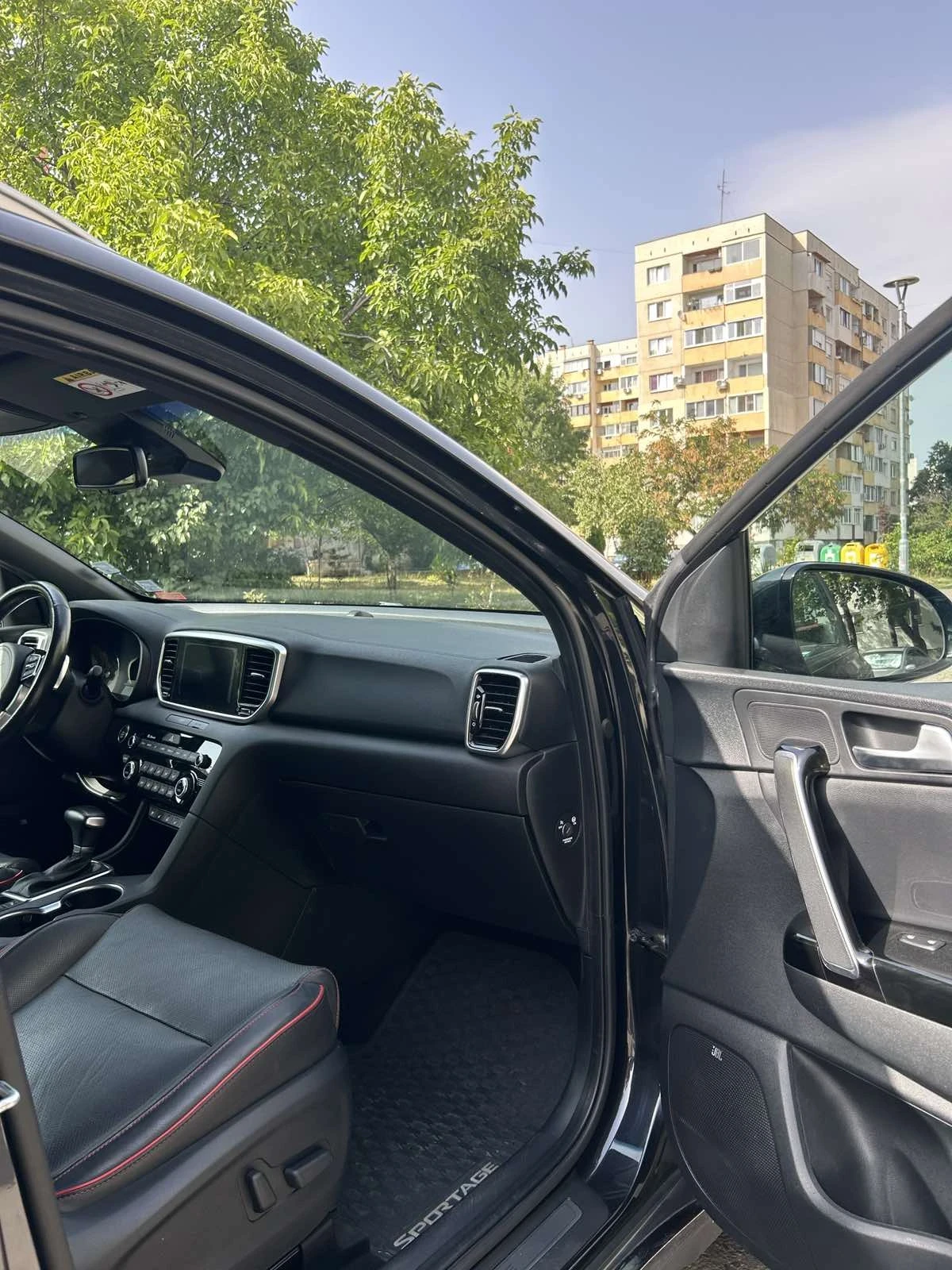 Kia Sportage, снимка 13 - Автомобили и джипове - 55886174