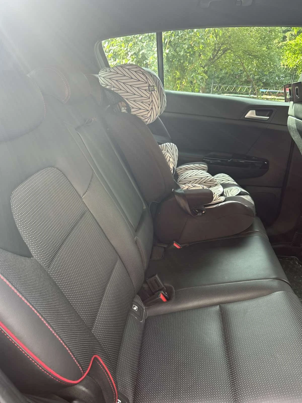 Kia Sportage, снимка 10 - Автомобили и джипове - 55886174