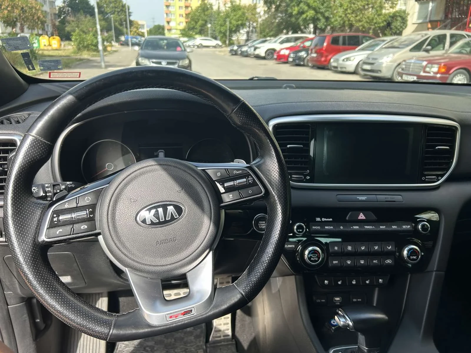 Kia Sportage, снимка 8 - Автомобили и джипове - 55886174
