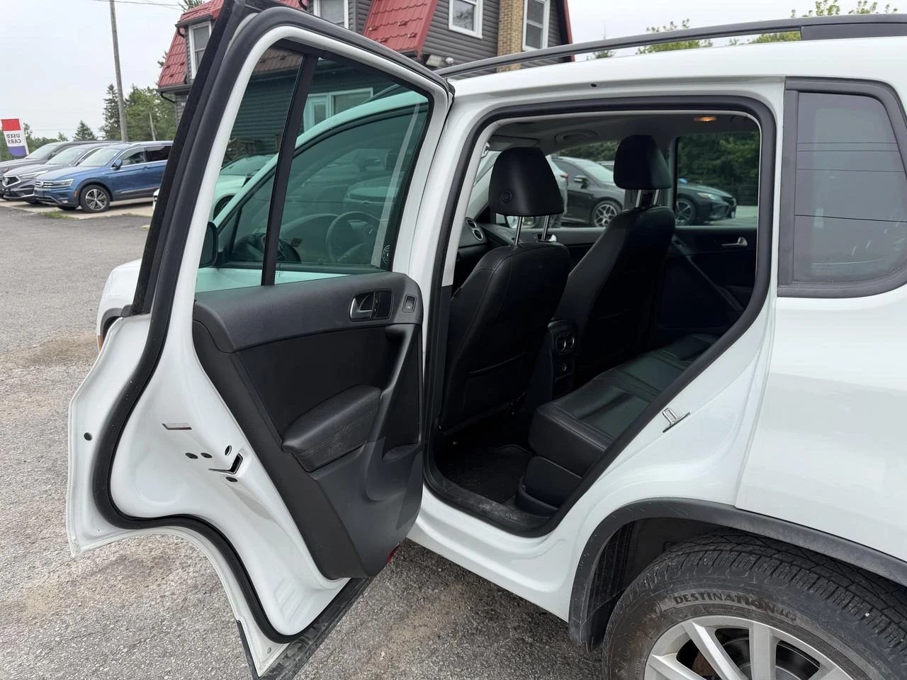 VW Tiguan 2.0 TSI* 4MOTION* WОLFSBURG EDITION* , снимка 16 - Автомобили и джипове - 56039533