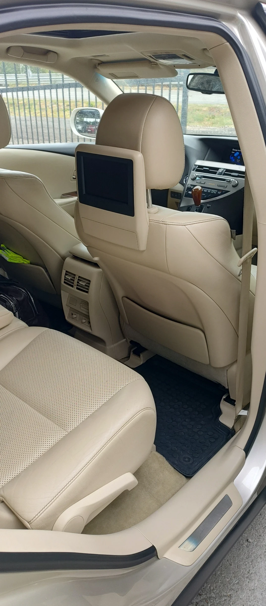 Lexus RX 450h /Facelift/Full/, снимка 14 - Автомобили и джипове - 56246065