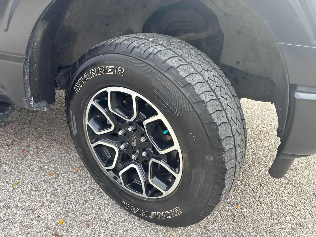 Ford F150  4WD SuperCrew Box / CARFAX / ���� / ���������  | Mobile.bg � ����������� 8