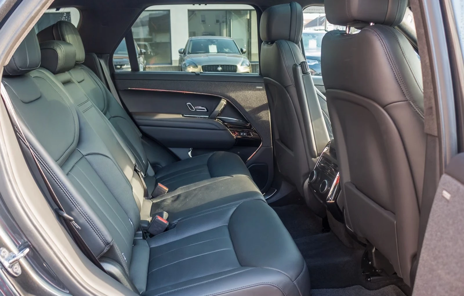 Land Rover Range Rover Sport P530/AUTOBIOGRAPHY/BLACK PACK/SOFT CLOSE/MASSAGE | Mobile.bg � ����������� 10