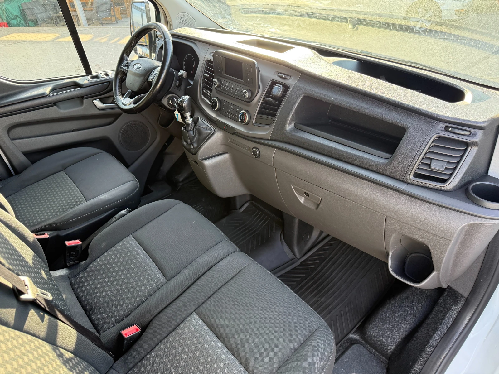 Ford Transit Custom 2.0TDCI �������� L1H1 Euro 6b | Mobile.bg � ����������� 10