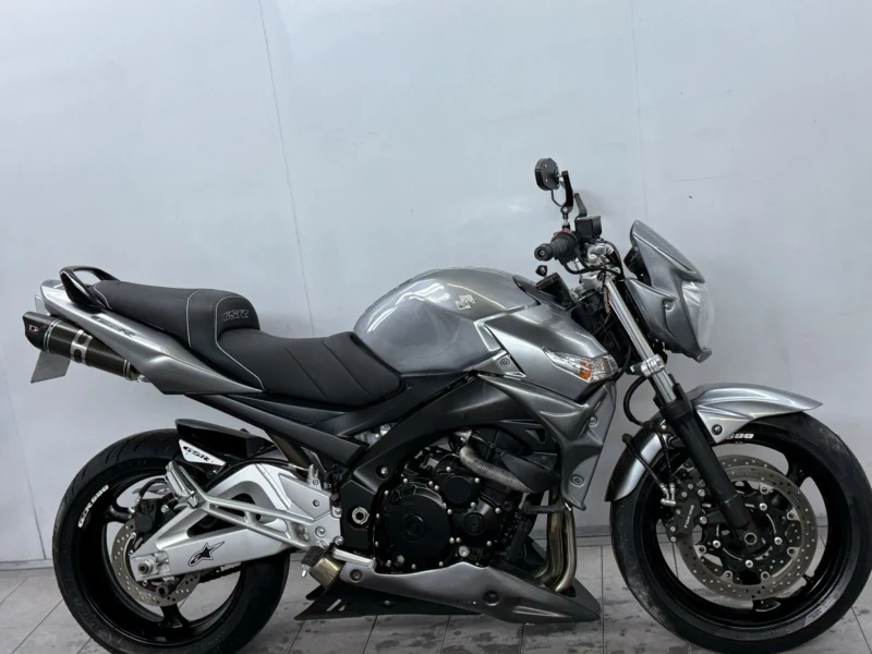 Suzuki Gsr 600, снимка 8 - Мотоциклети и мототехника - 52939940