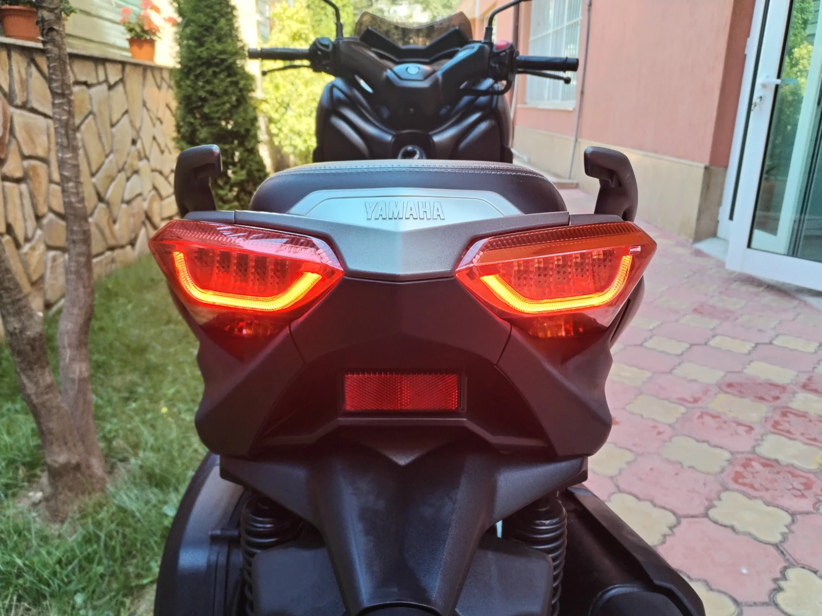 Yamaha X-max 300i ABS TC LED 17г. - изображение 7