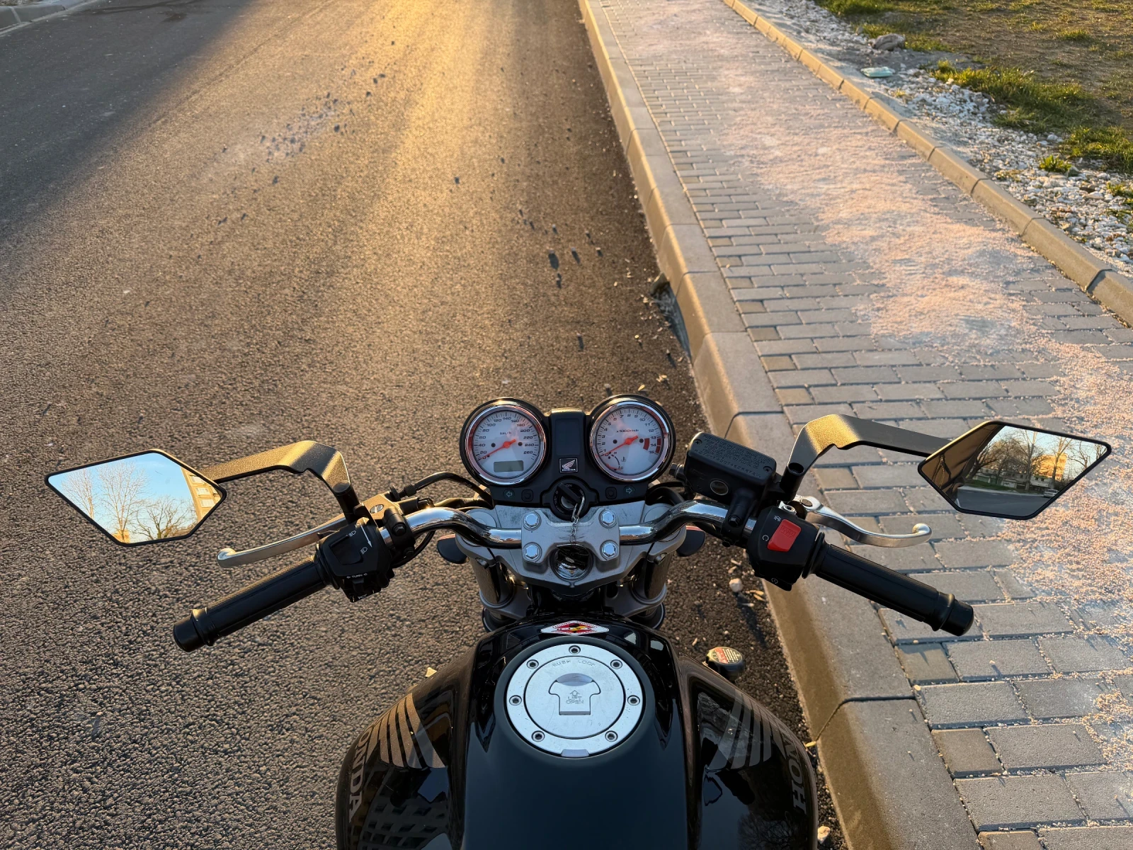 Honda Hornet 600 - изображение 5