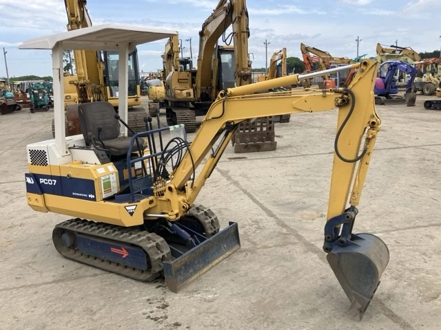 Багер Komatsu PC07-1 - ОЧАКВАН 15.09.2026!!!, снимка 2 - Индустриална техника - 54347480