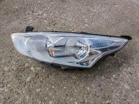Ляв фар за Ford B-max 2012г., снимка 1