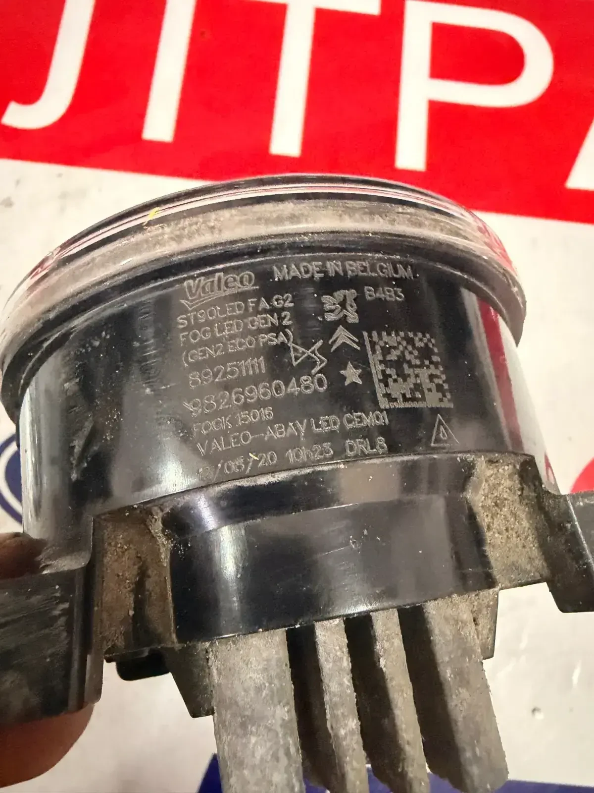 9826960480 LED Халоген PEUGEOT CITROEN 9826960480 , снимка 2 - Части - 55302504