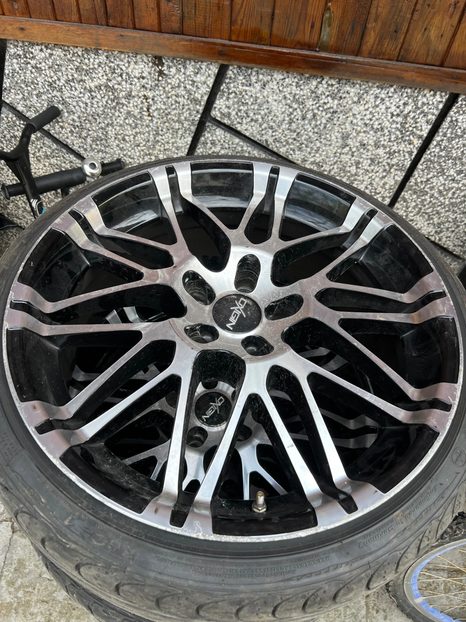    225/35R19 | Mobile.bg   7